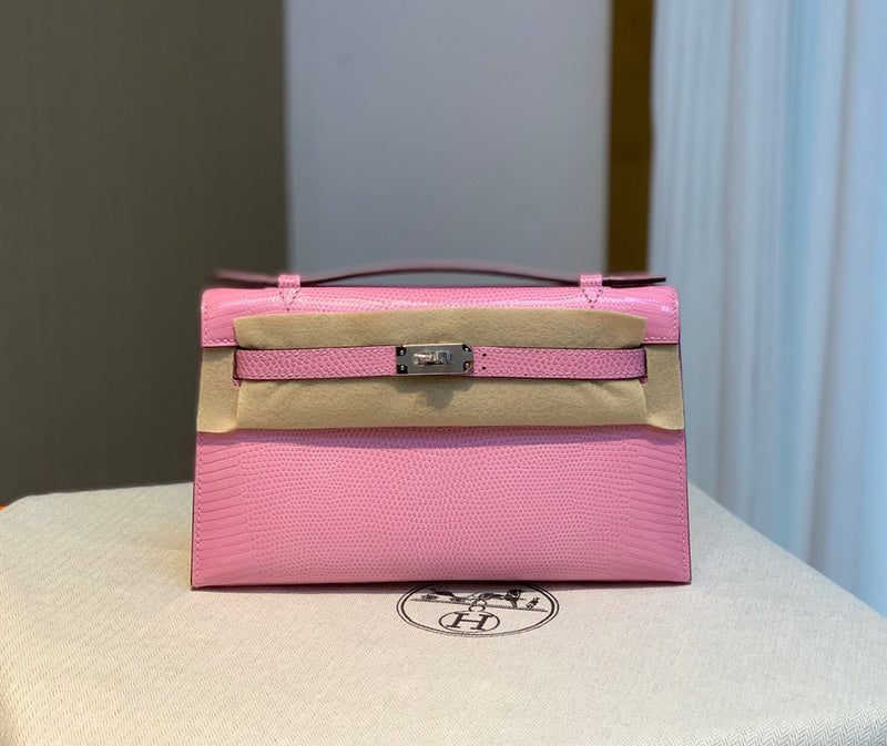 Amelia - HMS Bags - 1745