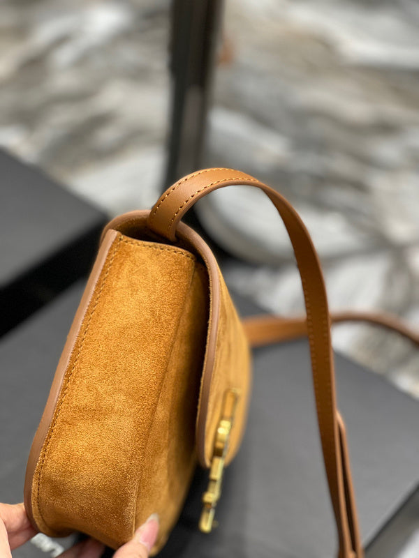 Amelia - YSL Bag - 4208