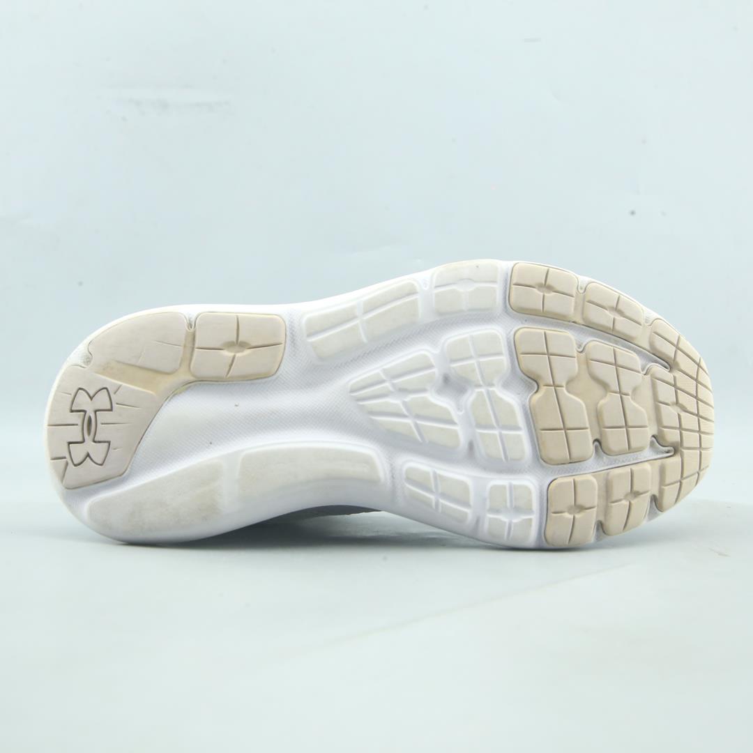 UNDER ARMOUR SURGE 3