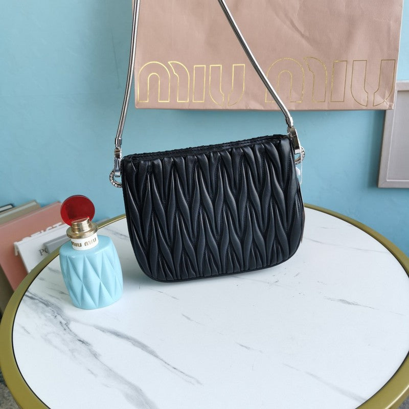 Amelia- MMU  LUXURY BAGS - 127