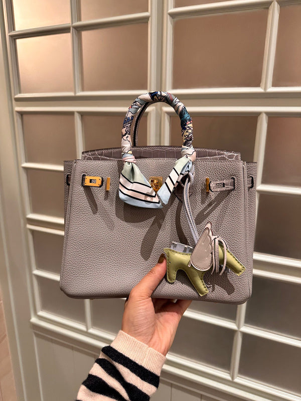 Amelia - HMS Bags - 1547