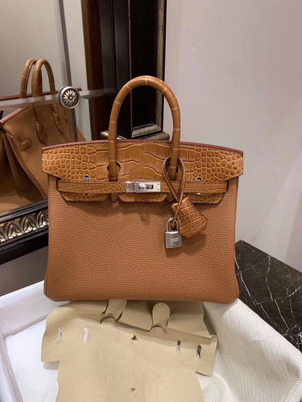 Amelia - HMS Bags - 1597