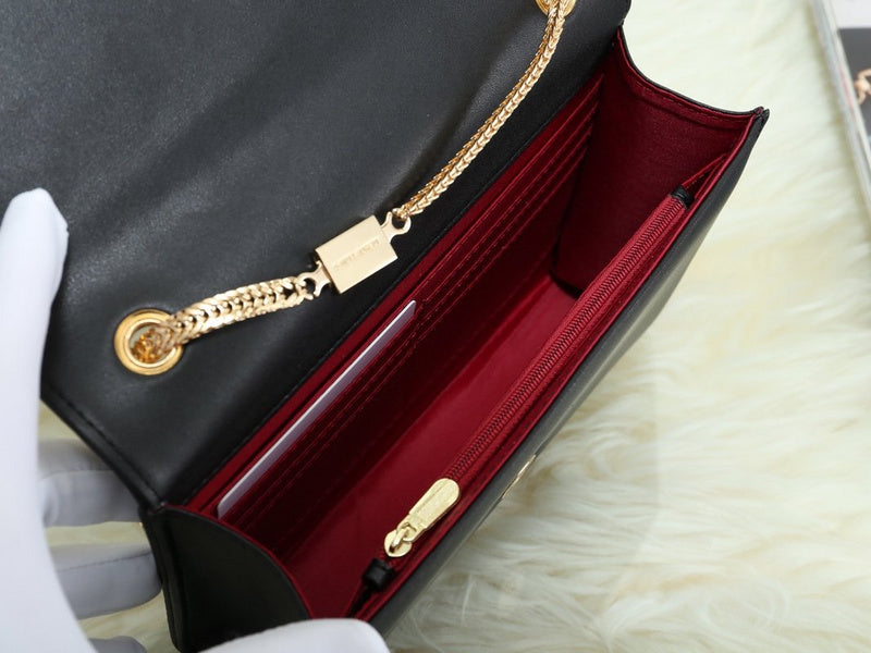 Amelia - YSL Bag - 3555