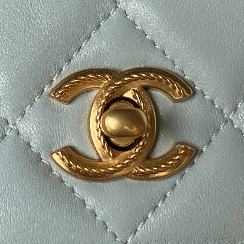 Wellow Bags - Chanel - Bags  - 440