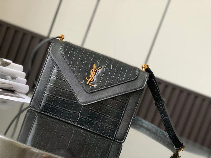 Amelia - YSL Bag - 3760