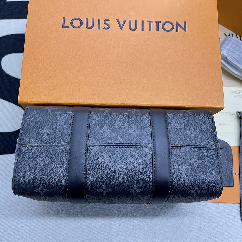 Fan Fashion Lu-Vi bags - 11265