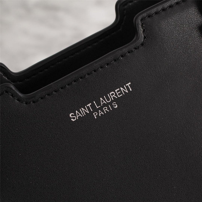 Amelia - YSL Bag - 2527