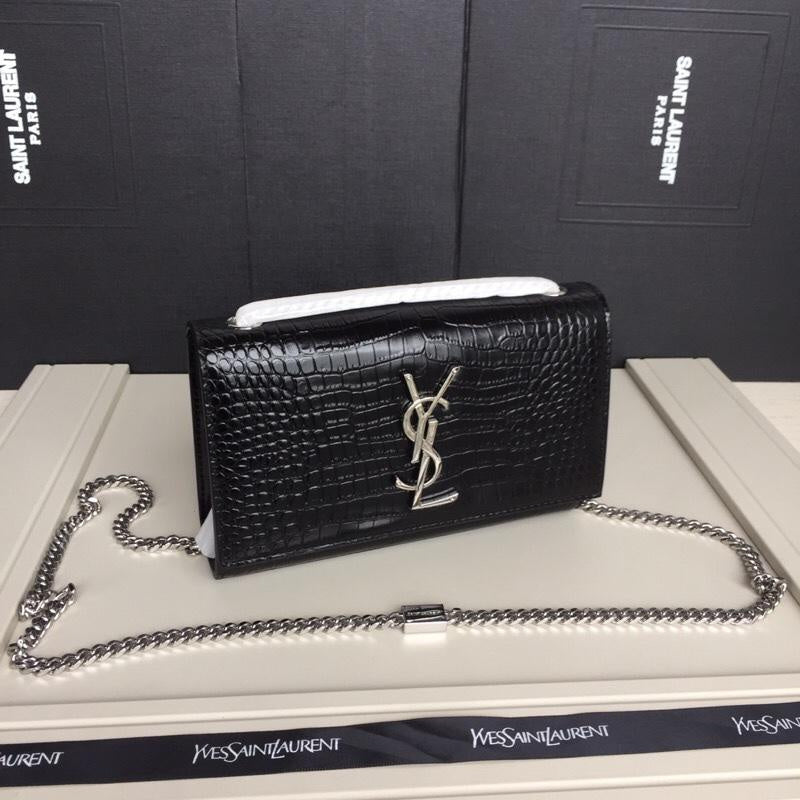 Amelia - YSL Bag - 2848