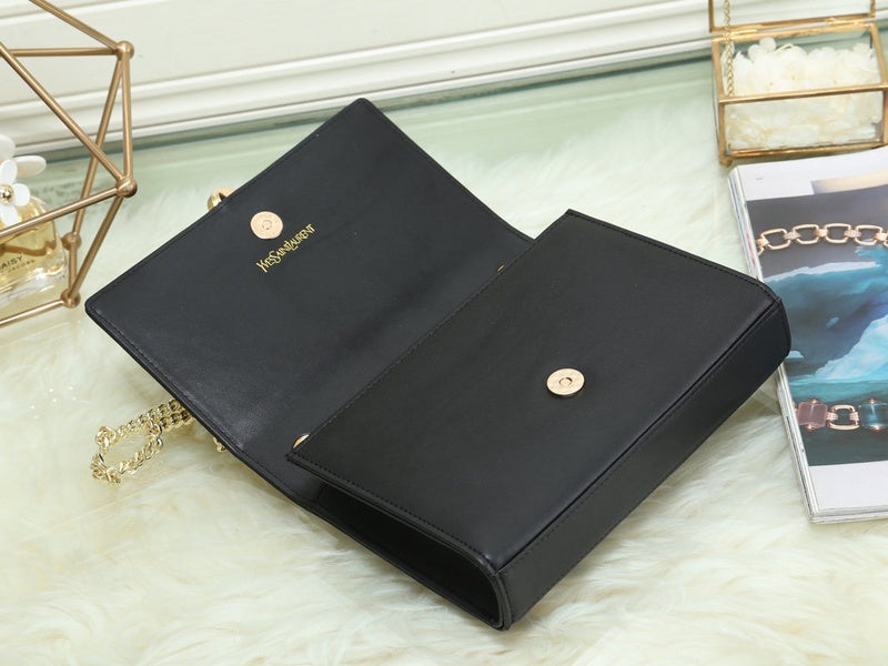 Amelia - YSL Bag - 3546