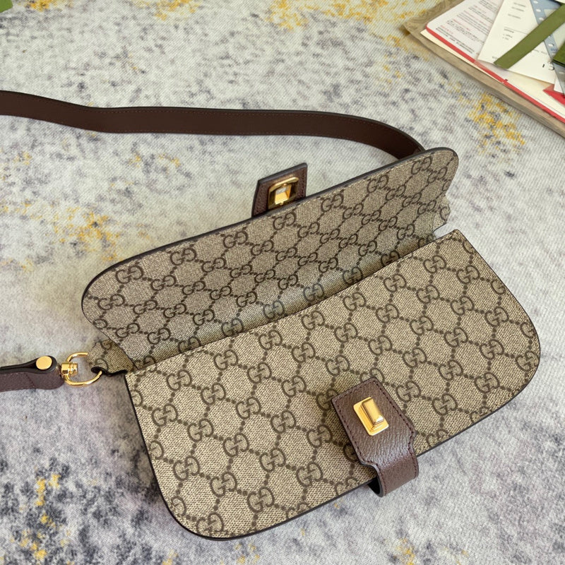 Amelia Fashion - GCI Bags - 2011