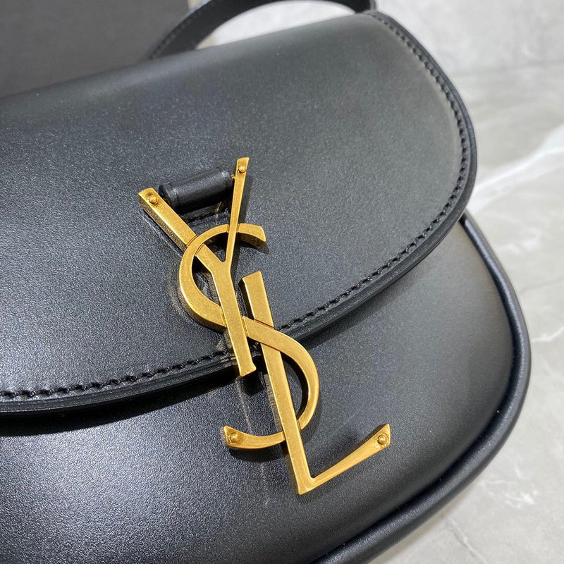 Amelia - YSL Bag - 4105
