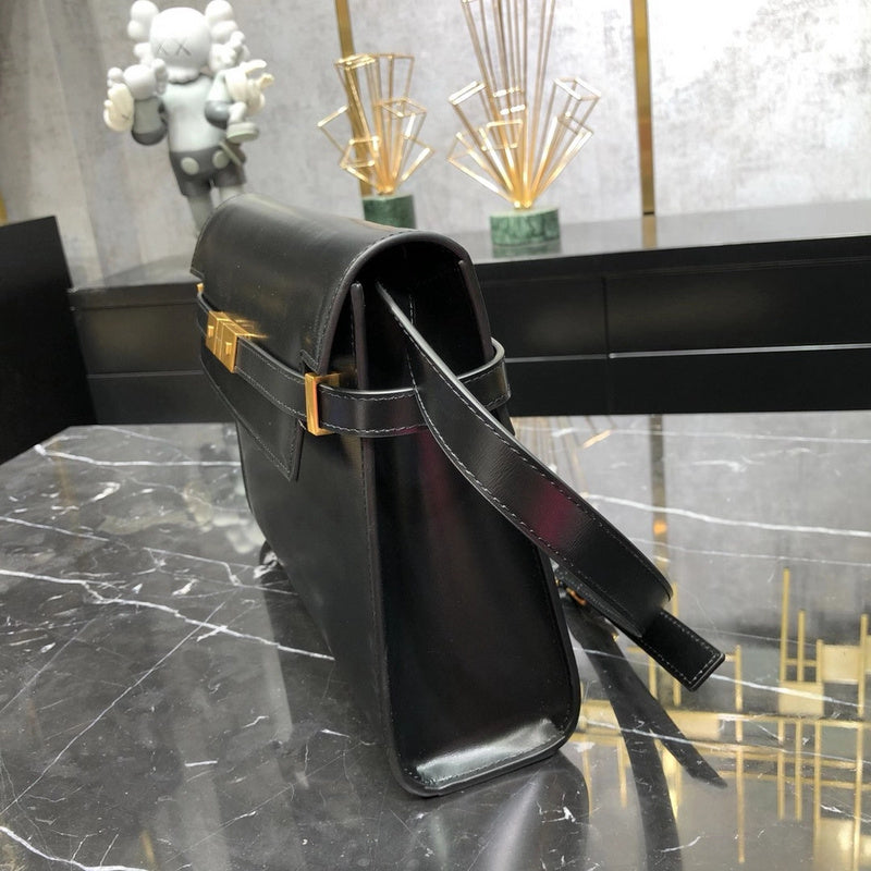 Amelia - YSL Bag - 3823