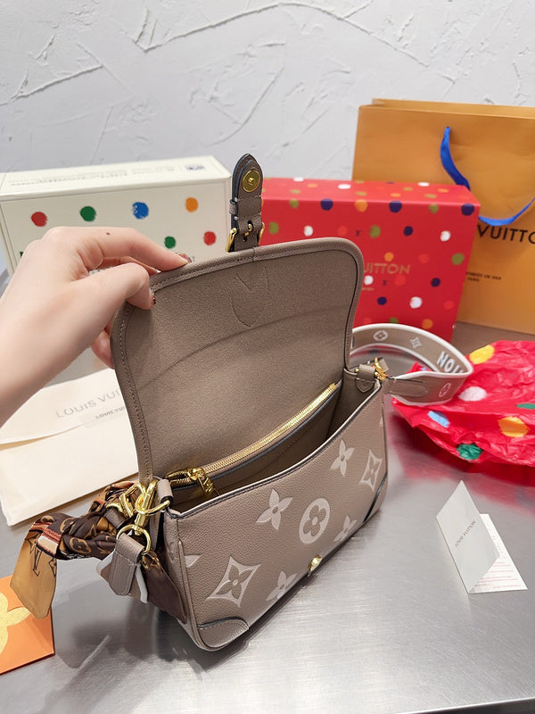 Amelia - LV Bags - 14620
