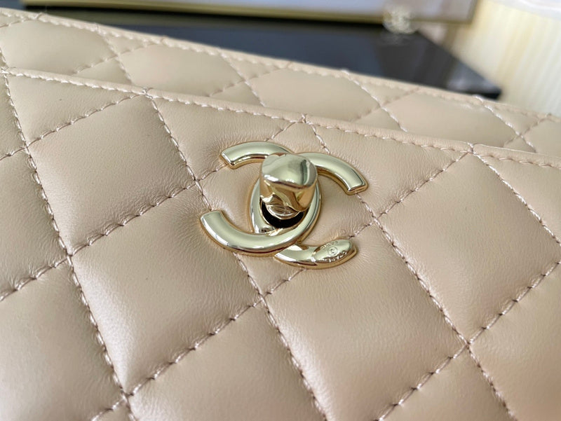 Wellow Bags - Chanel - Bags  - 392
