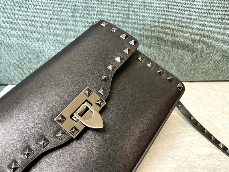 VAL LUXURY BAGS - FOR FASHION LOVERS  AFFORDABLE LUXURY BAGS- 640