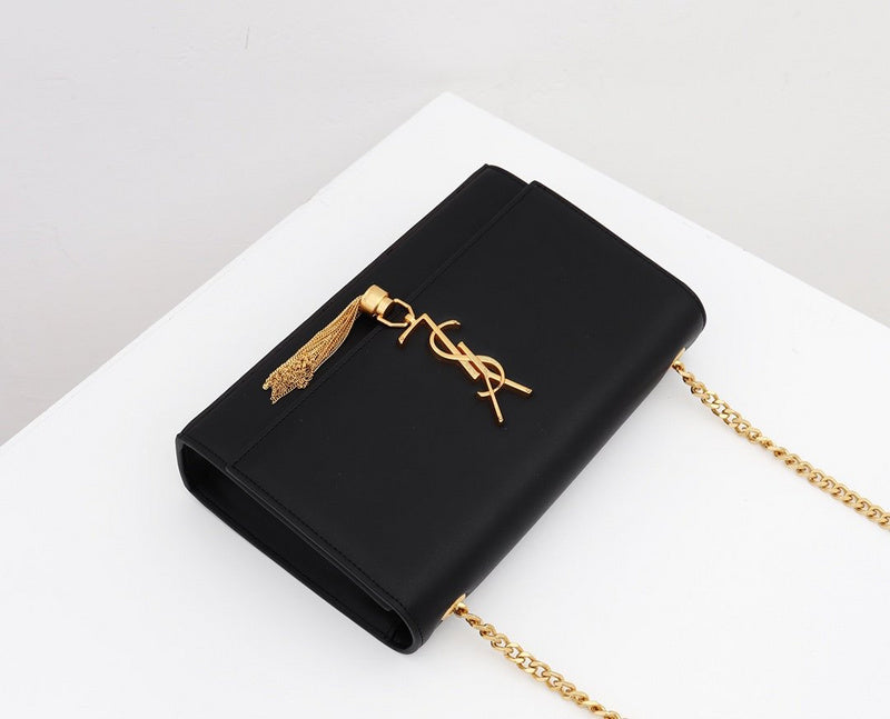 Amelia - YSL Bag - 3527