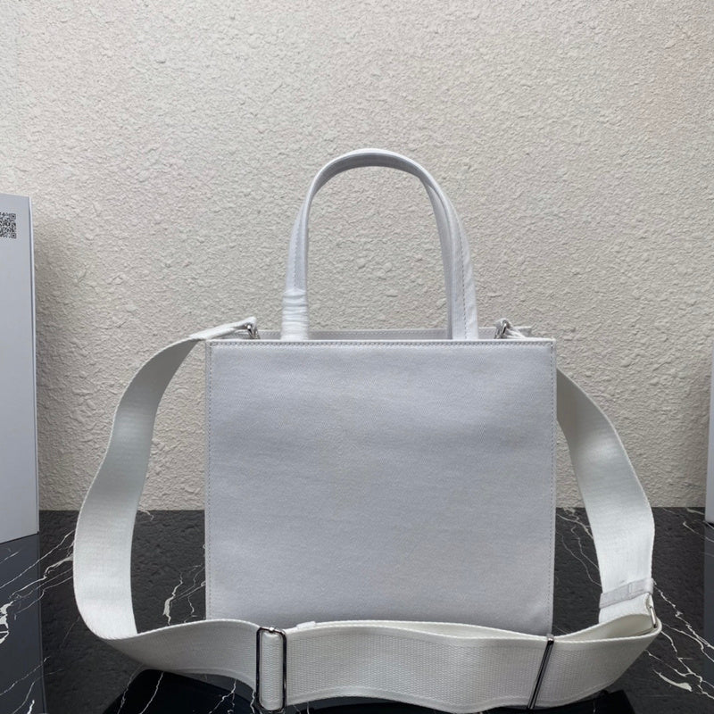Amelia- PRDA  LUXURY BAGS - 840