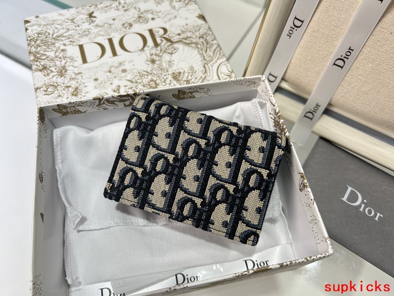 Amelia- Mix Wallets - 231