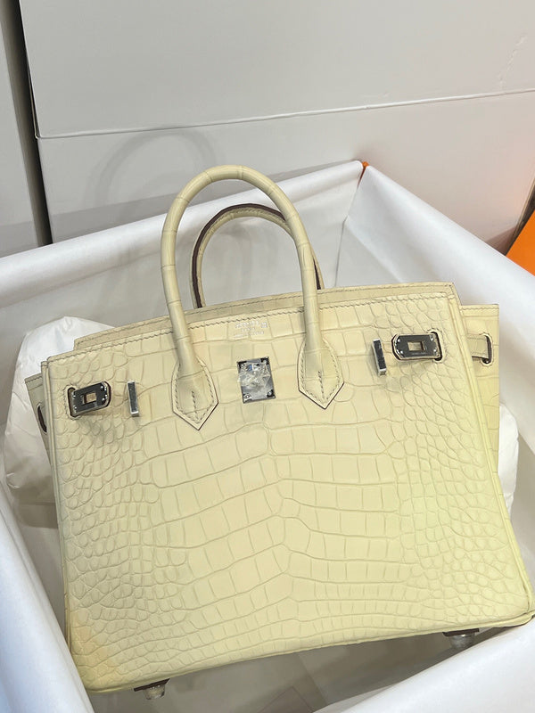 Amelia - HMS Bags - 1520