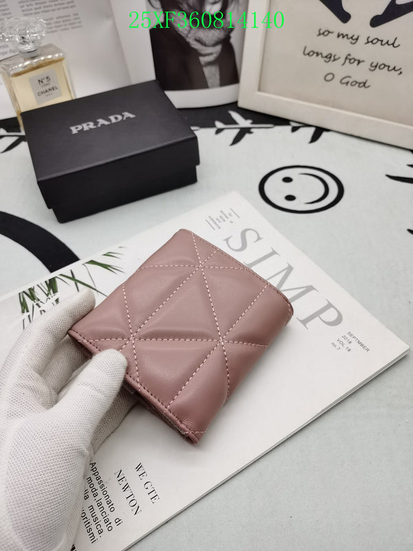 Amelia - PD Wallet - 256