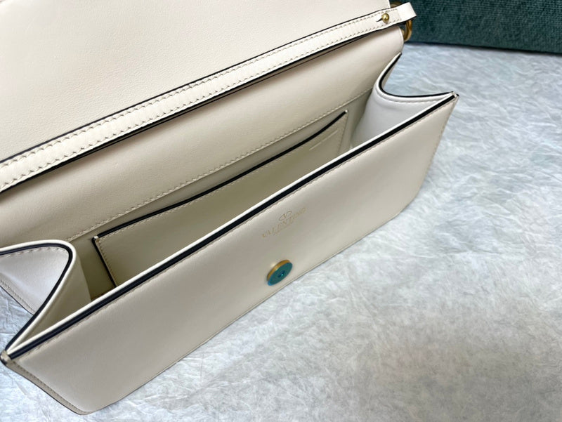 Amelia's Bag Gallery - VEL Bags - 1561