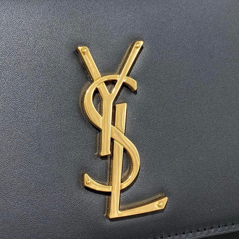 Amelia - YSL Bag - 4012