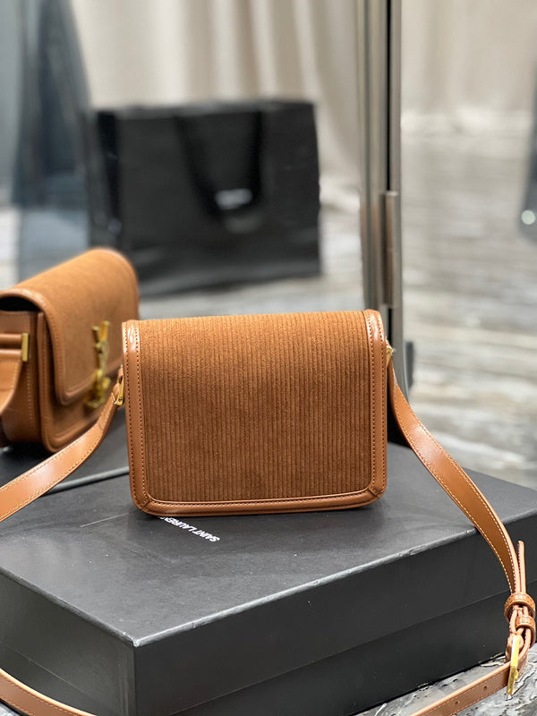Amelia - YSL Bag - 3611