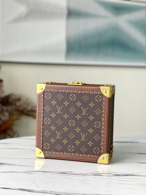 Fan Fashion Lu-Vi bags - 17367
