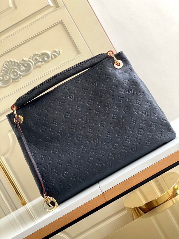 Amelia - LOV Lady Bags - 830