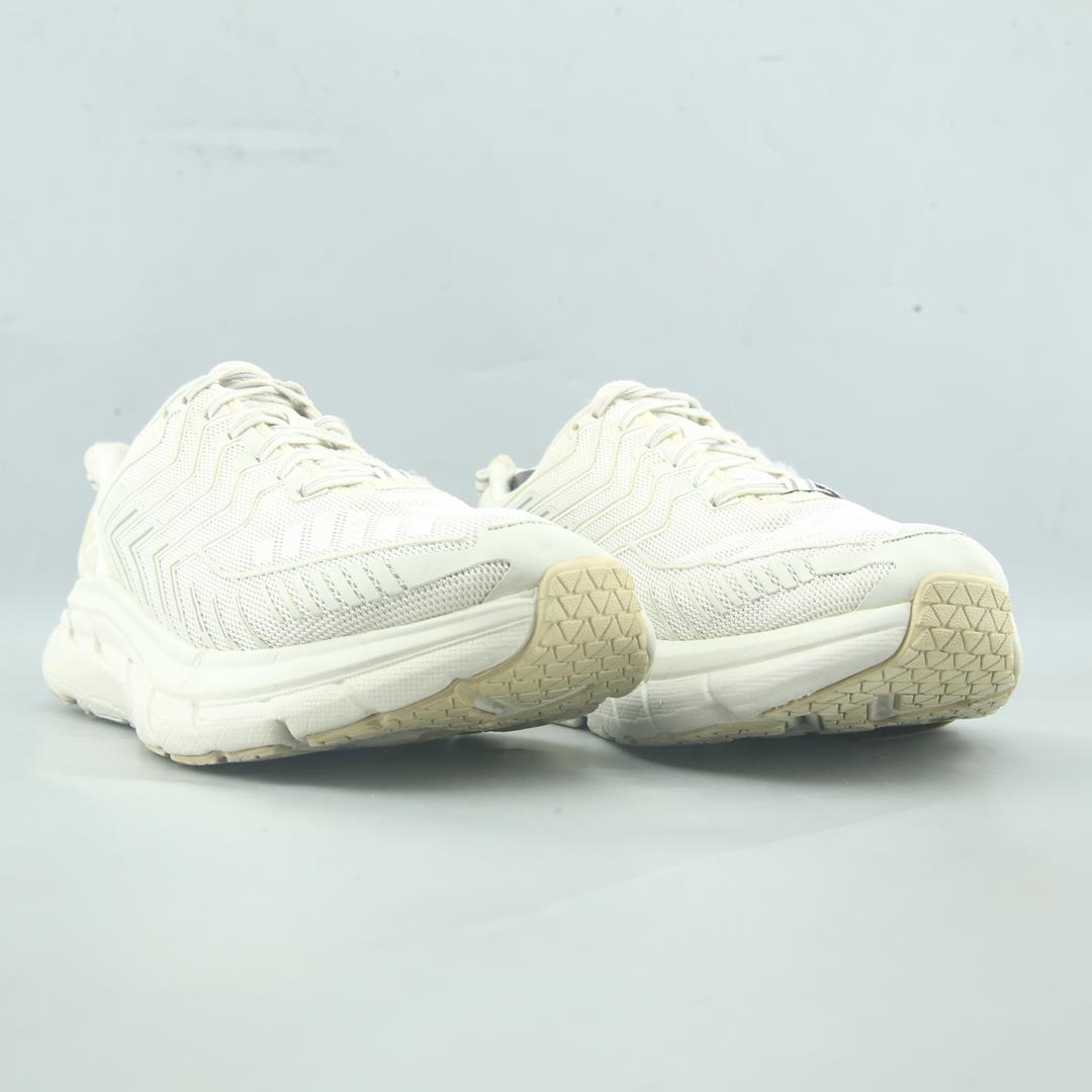 HOKA ONE ONE OV CLIFTON