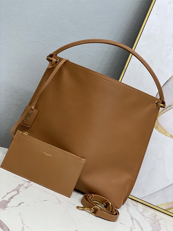 Amelia - YSL Bag - 2150