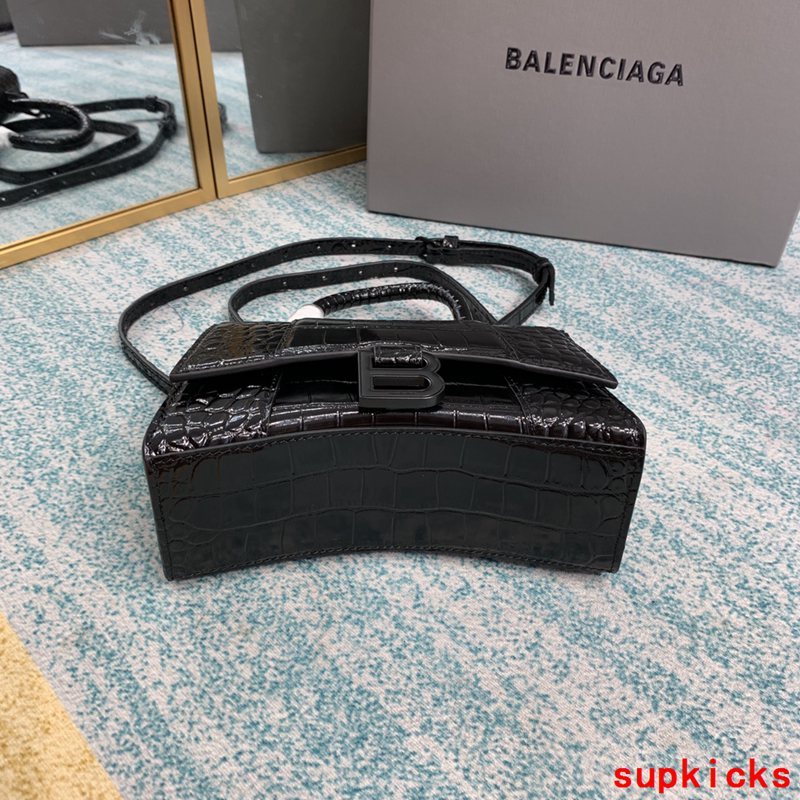Amelia- BG Hourglass Bags - 140