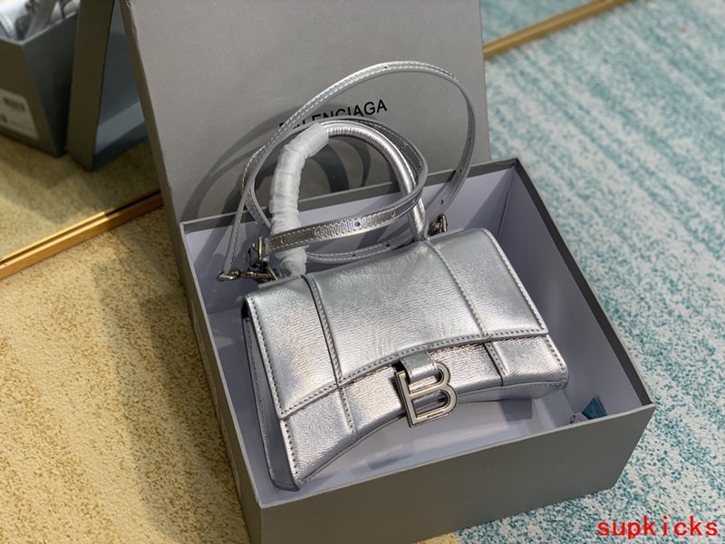 Amelia- BG Hourglass Bags - 151