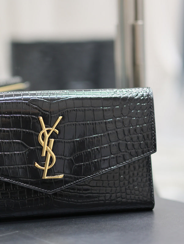 Amelia - YSL Bag - 4005