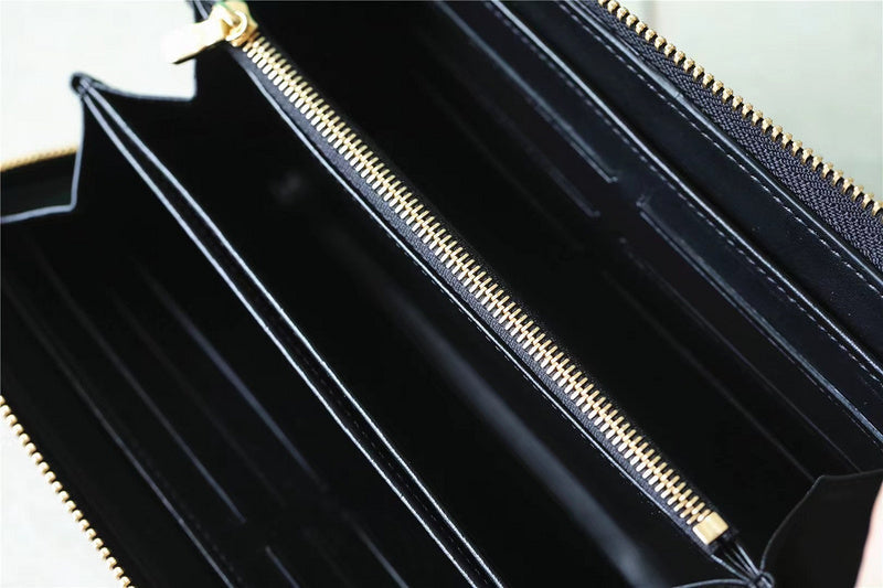 Fan Fashion Lu-Vi bags - 8736