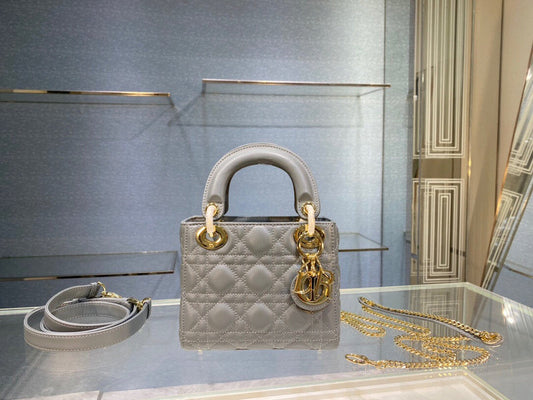 Amelia- DYOR DESIGNER BAGS - 425
