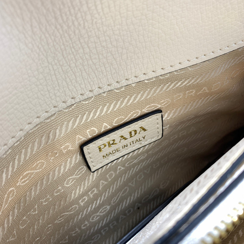 Amelia- PRDA  LUXURY BAGS - 607
