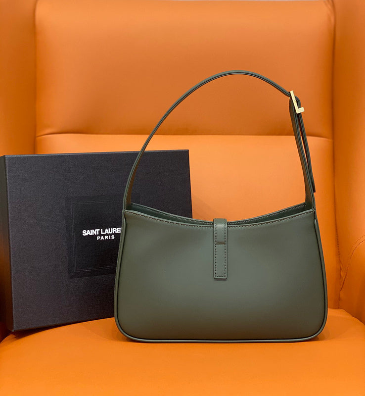 Amelia - YSL Bag - 2004