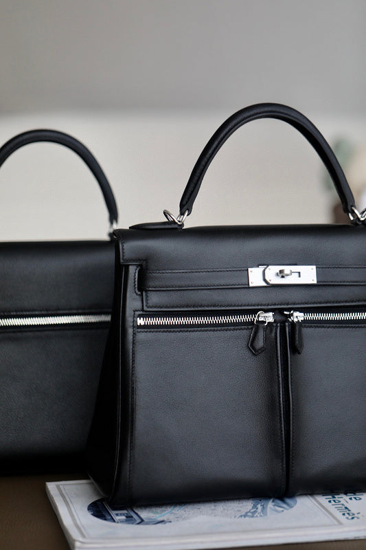 Amelia - HMS Bags - 1672