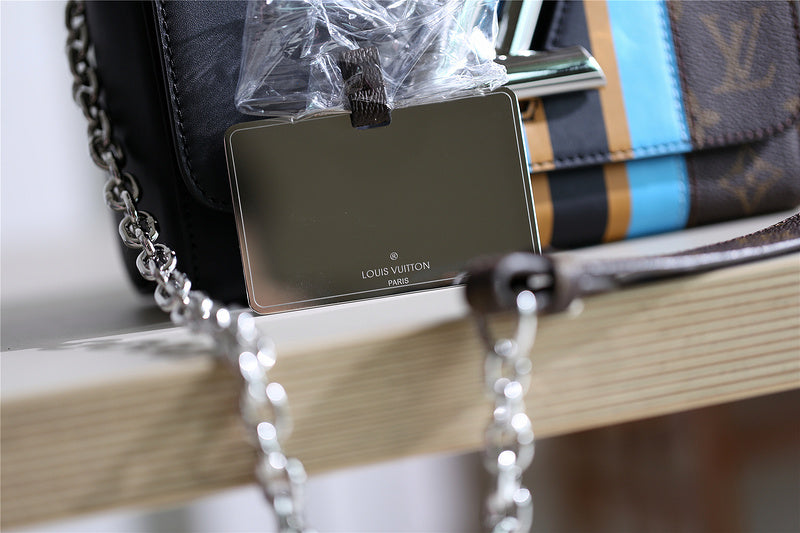 Amelia - LOV Lady Bags - 2053