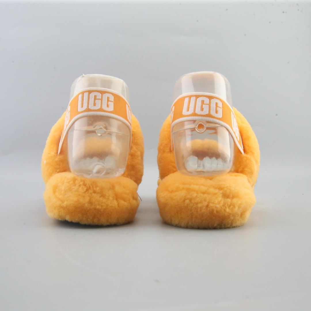 UGG   OH YEAH FLUFFY SOFT