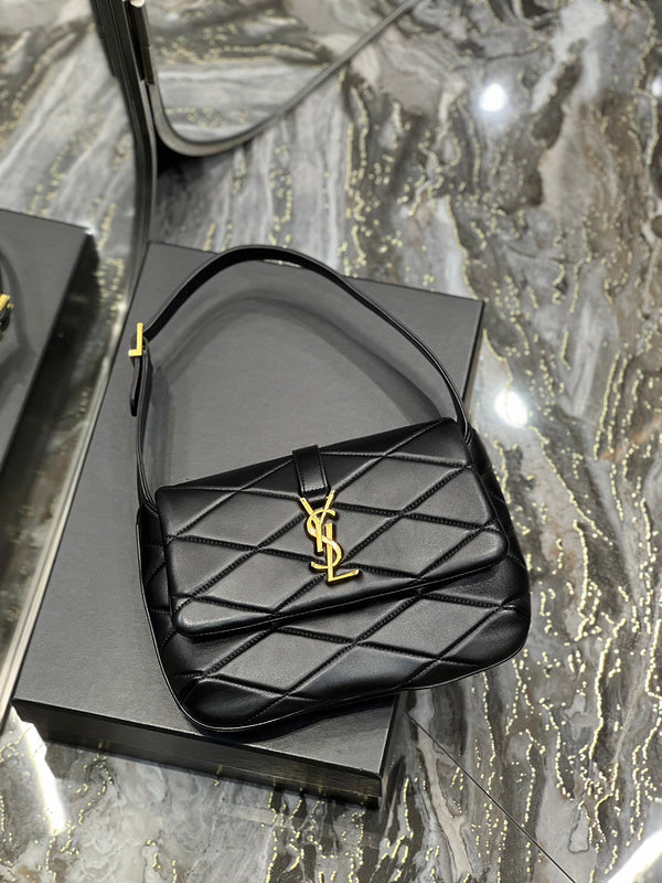 Amelia - YSL Bag - 2476