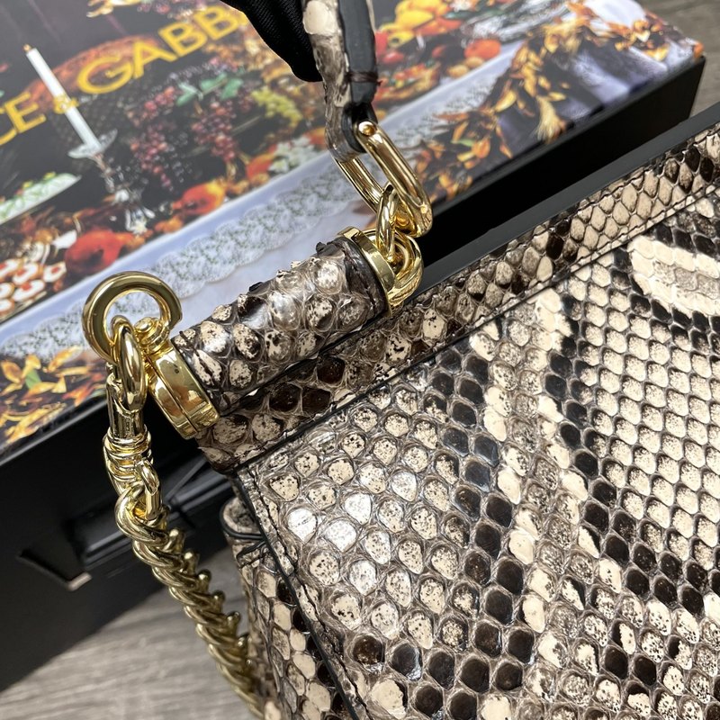 Amelia- DG Bags - 440