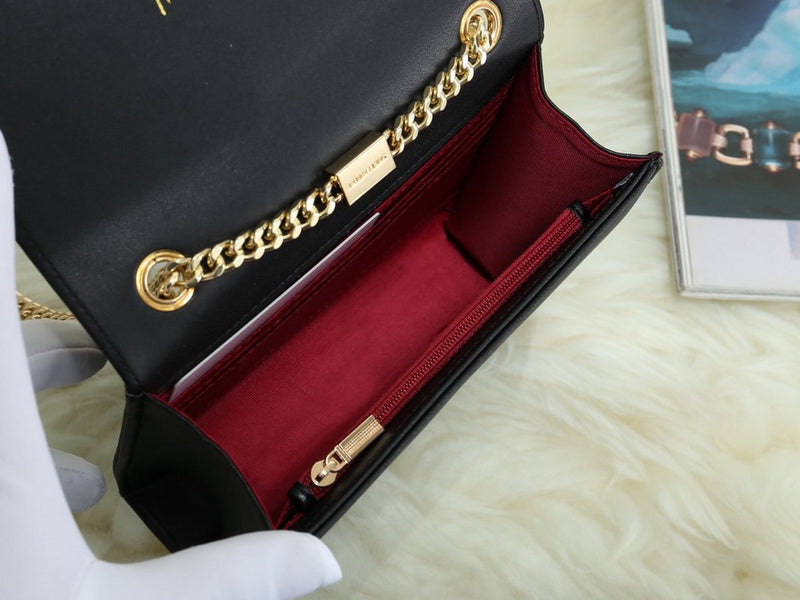 Amelia - YSL Bag - 3547
