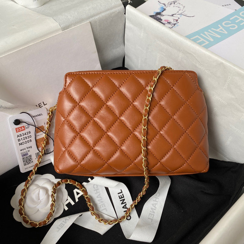Wellow Bags - Chanel - Bags  - 220