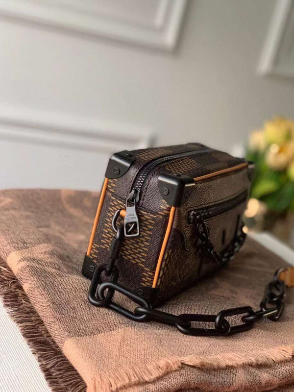 Fan Fashion Lu-Vi bags - 17427