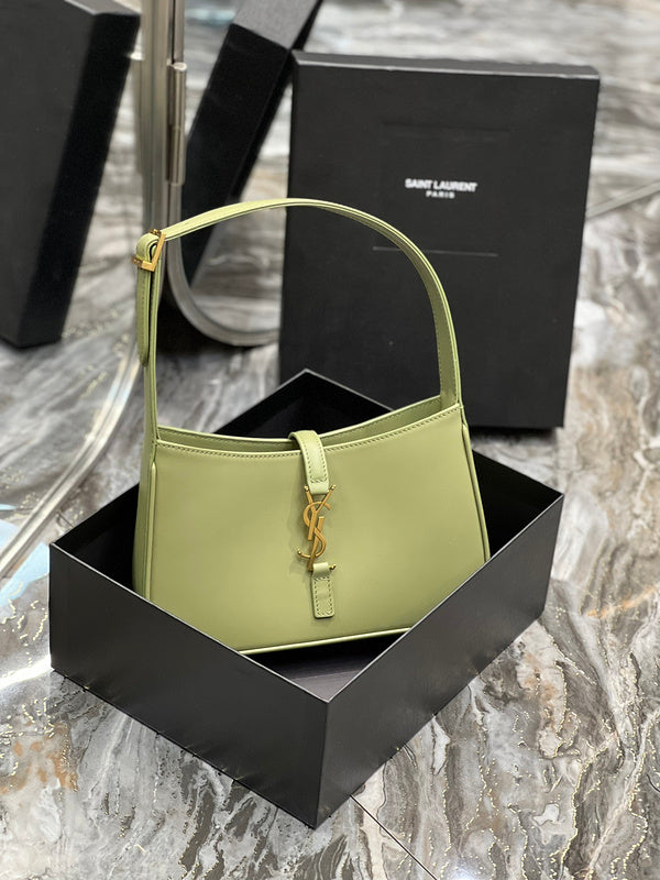 Amelia - YSL Bag - 2477