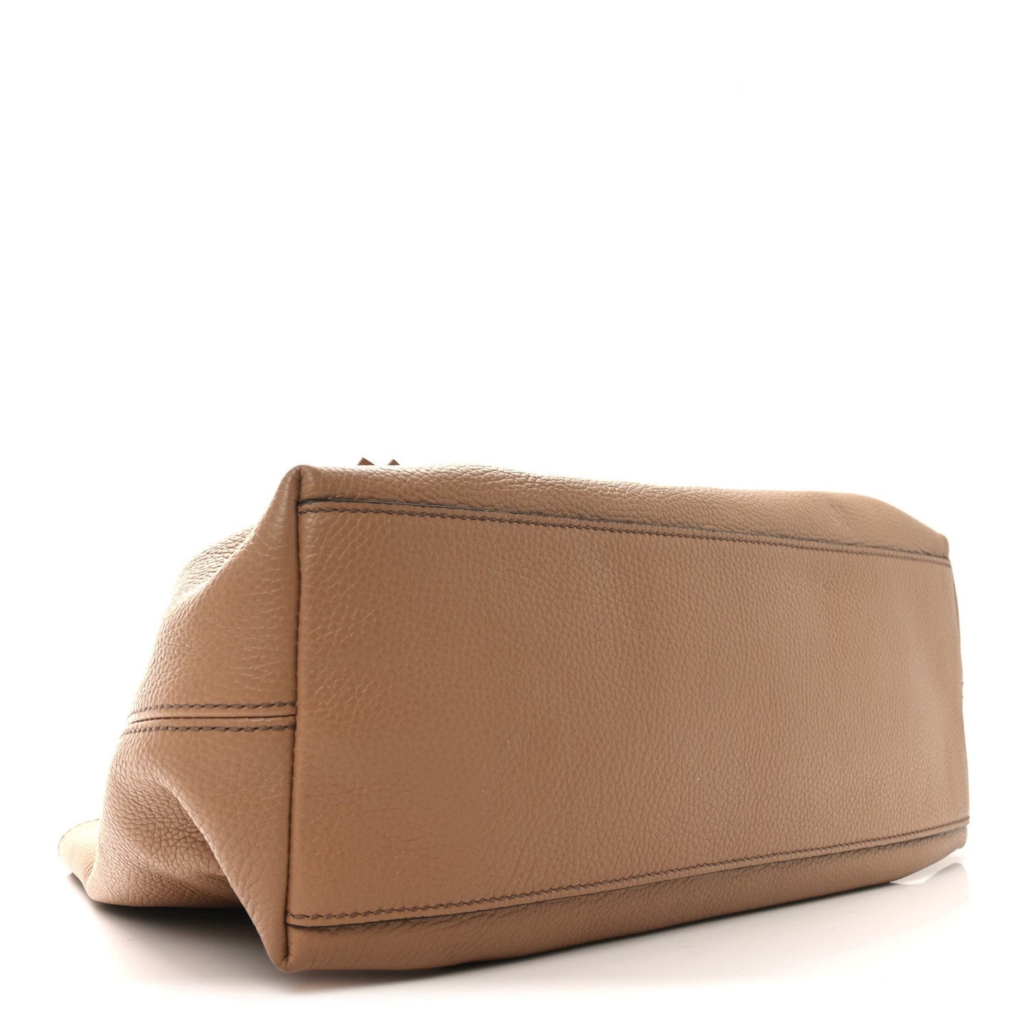 Amelia Pebbled Calfskin Medium Soho Chain Shoulder Bag Camelia