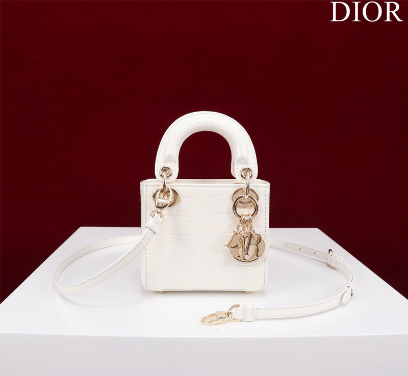 Amelia- DYOR FASHION BAGS - 1200