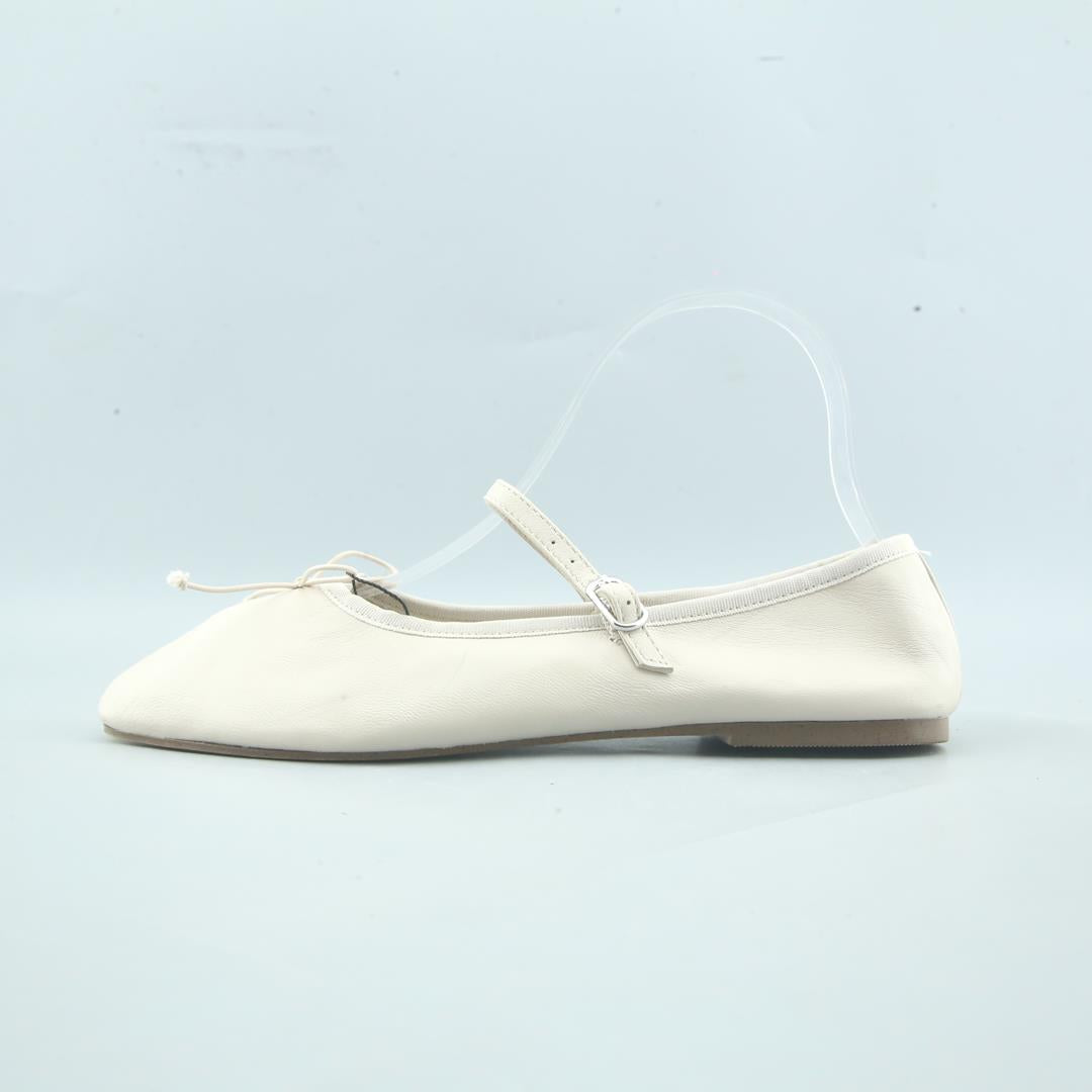 ZARA. .